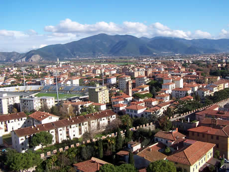 Vista su Pisa dalla Torre Pendente foto
